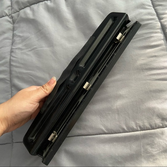 Office Depot 3-Hole Puncher - Picture 2 of 4